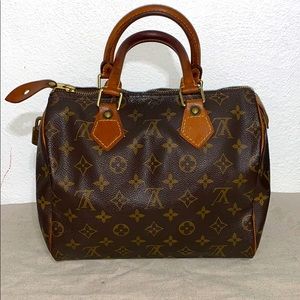 Vintage Louis Vuitton Speedy 25